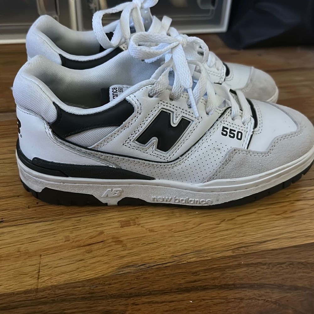 New Balance 550